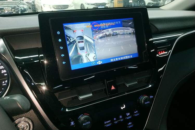 Used Toyota Camry 2021 Dual-Motor 2.5 HGVP Leading Edition Audio And AC Panel