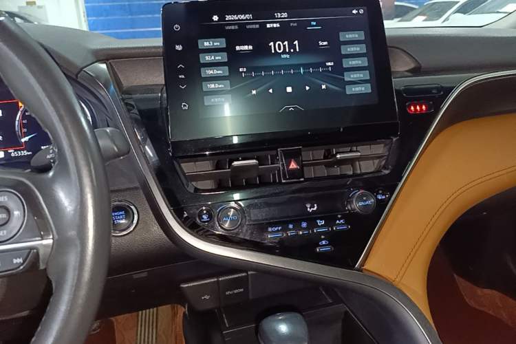 Used Toyota Camry 2021 2.5G Luxury Edition Audio And AC Panel