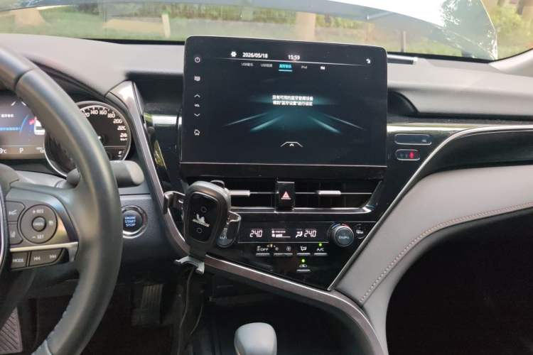 Used Toyota Camry 2021 2.0G Luxury Edition Audio And AC Panel
