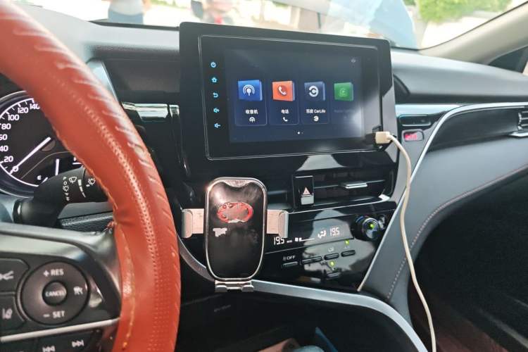 Used Toyota Camry 2021 Dual-Motor 2.5 HGVP Leading Edition Audio And AC Panel