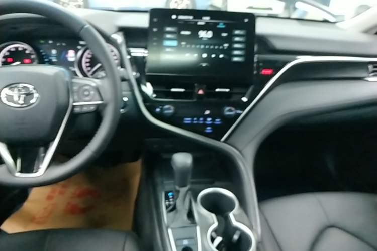 Used Toyota Camry 2021 2.0G Luxury Edition Audio And AC Panel