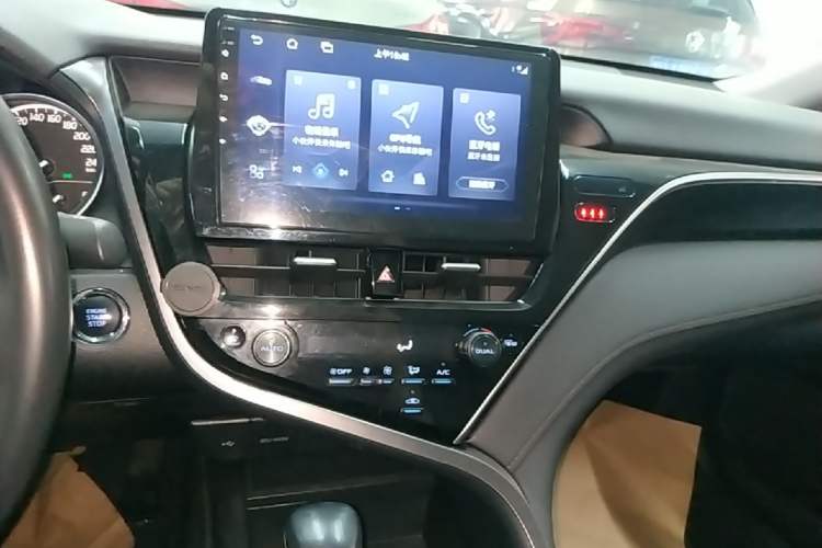 Used Toyota Camry 2021 2.0G Luxury Edition Audio And AC Panel