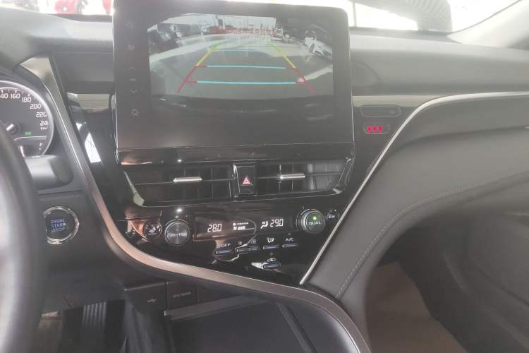 Used Toyota Camry 2021 2.0G Luxury Edition Audio And AC Panel
