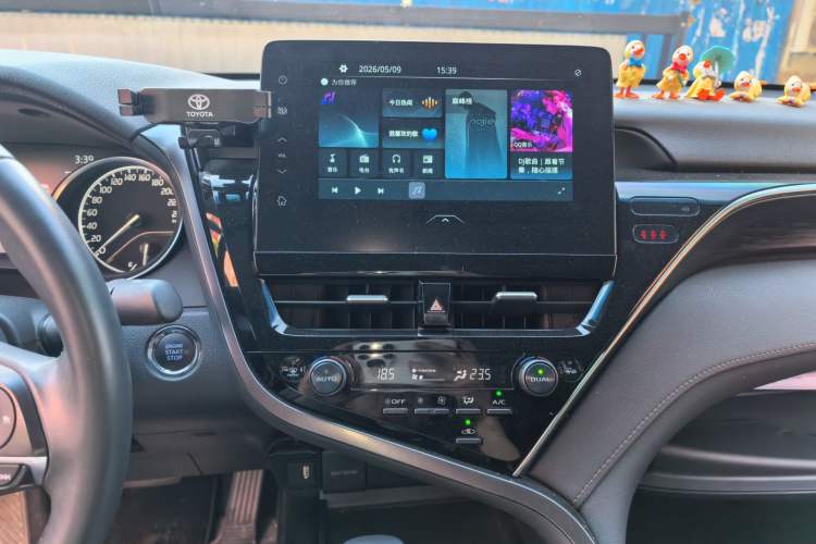 Used Toyota Camry 2021 2.0G Luxury Edition Audio And AC Panel