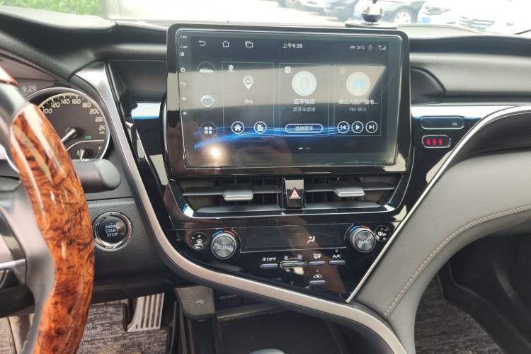 Used Toyota Camry 2021 2.0G Luxury Edition Audio And AC Panel