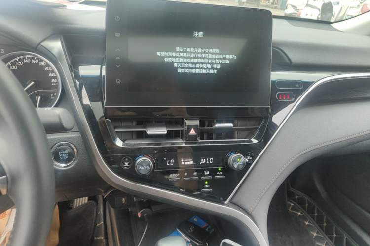 Used Toyota Camry 2021 2.0G Luxury Edition Audio And AC Panel