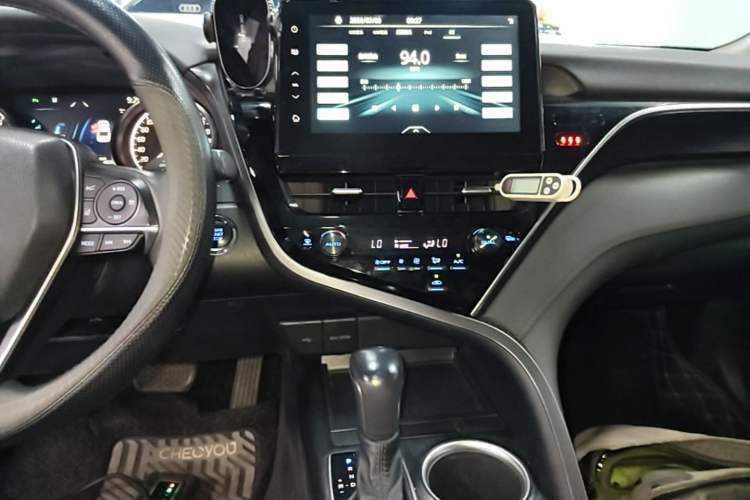 Used Toyota Camry 2021 2.0G Luxury Edition Audio And AC Panel