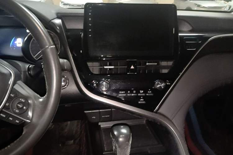 Used Toyota Camry 2021 2.0G Luxury Edition Audio And AC Panel