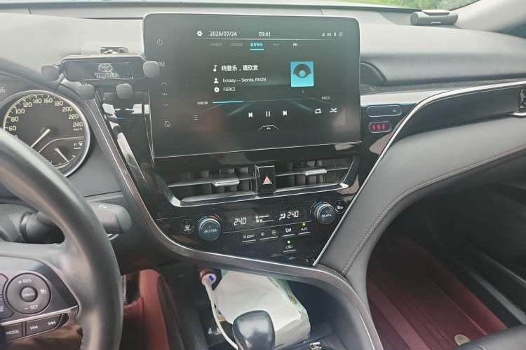 Used Toyota Camry 2021 2.0G Luxury Edition Audio And AC Panel