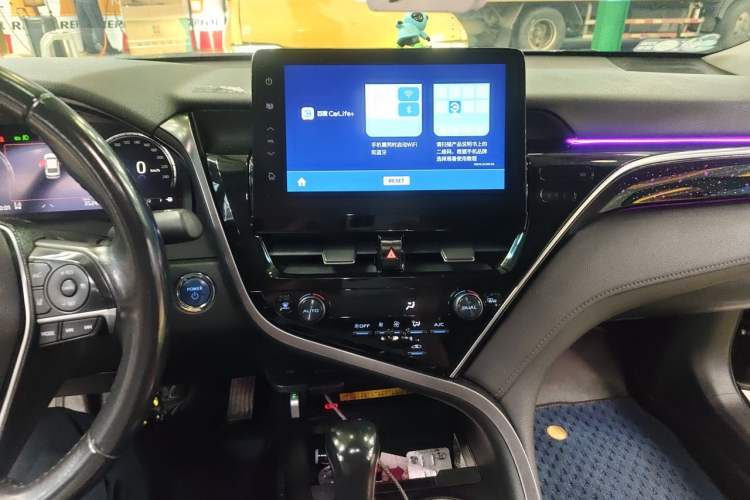 Used Toyota Camry 2021 Dual-Motor 2.5HG Luxury Edition Audio And AC Panel