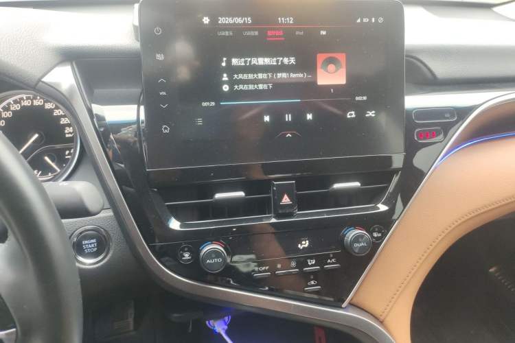 Used Toyota Camry 2021 2.0G Luxury Edition Audio And AC Panel