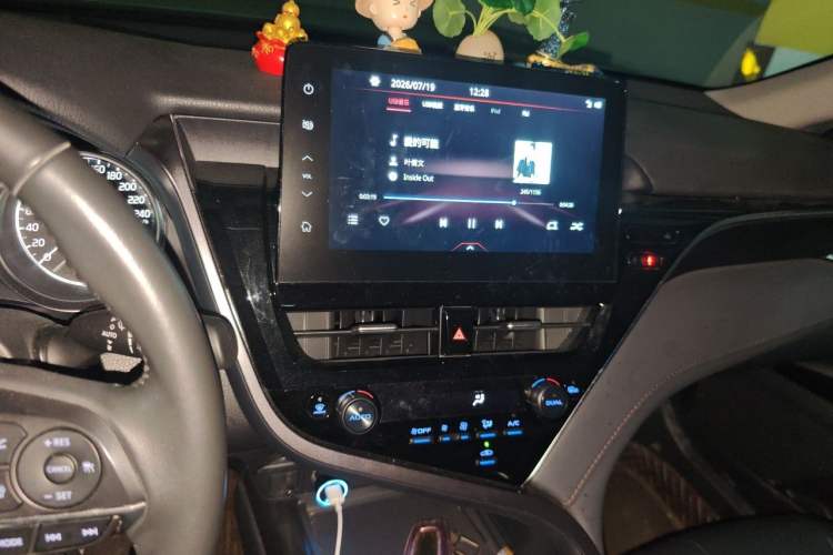 Used Toyota Camry 2021 2.0G Luxury Edition Audio And AC Panel