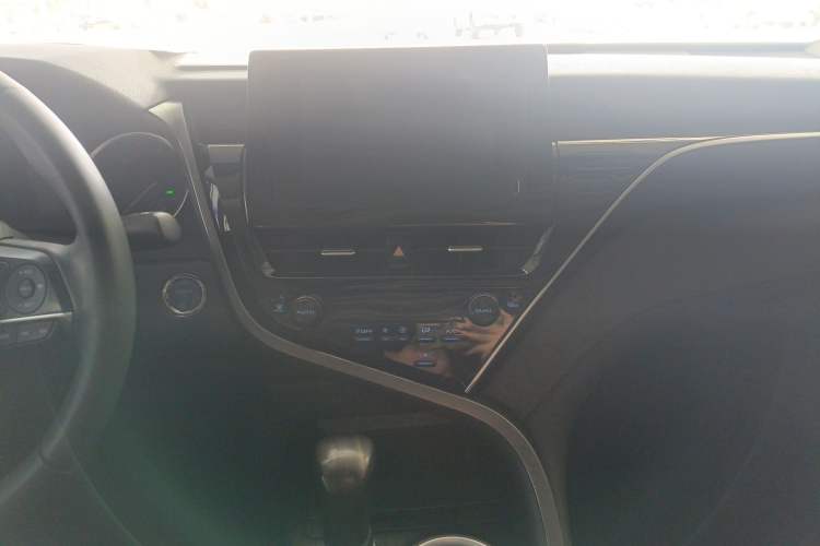 Used Toyota Camry 2021 Dual-Motor 2.5 HGVP Leading Edition Audio And AC Panel
