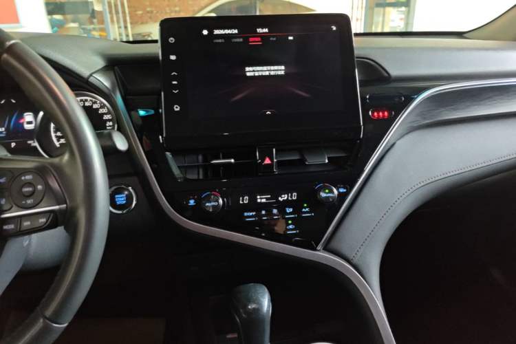 Used Toyota Camry 2021 2.0G Luxury Edition Audio And AC Panel