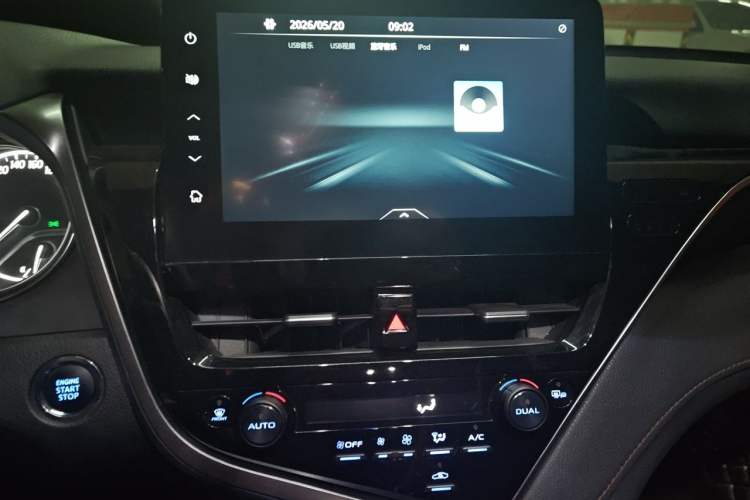 Used Toyota Camry 2021 2.0G Luxury Edition Audio And AC Panel