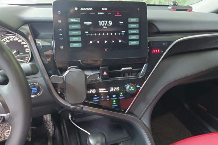 Used Toyota Camry 2021 2.0G Luxury Edition Audio And AC Panel