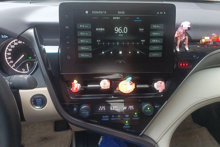 Used Toyota Camry 2021 2.0G Luxury Edition Audio And AC Panel