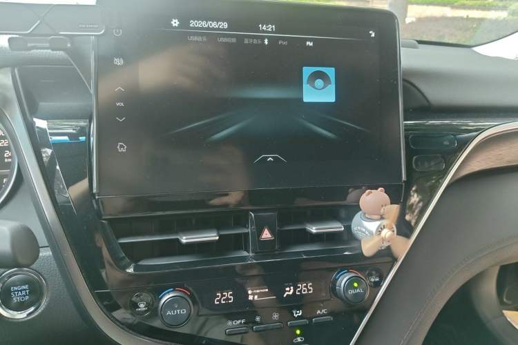 Used Toyota Camry 2021 2.0G Luxury Edition Audio And AC Panel