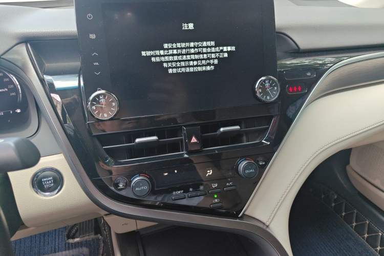 Used Toyota Camry 2021 2.5G Luxury Edition Audio And AC Panel