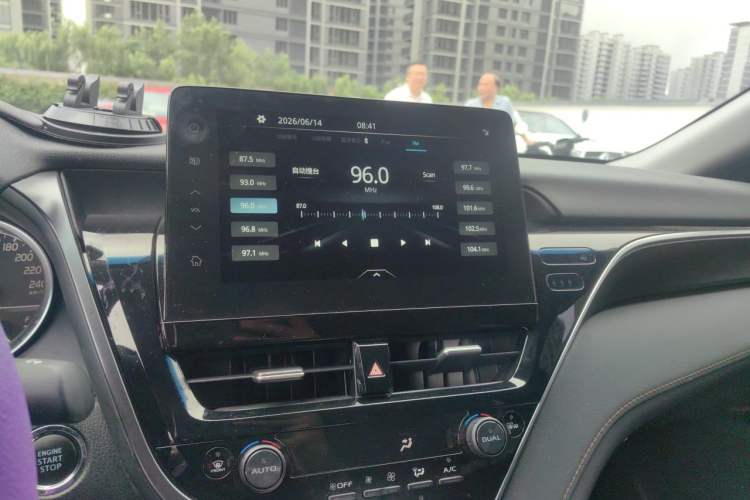Used Toyota Camry 2021 2.0G Luxury Edition Audio And AC Panel