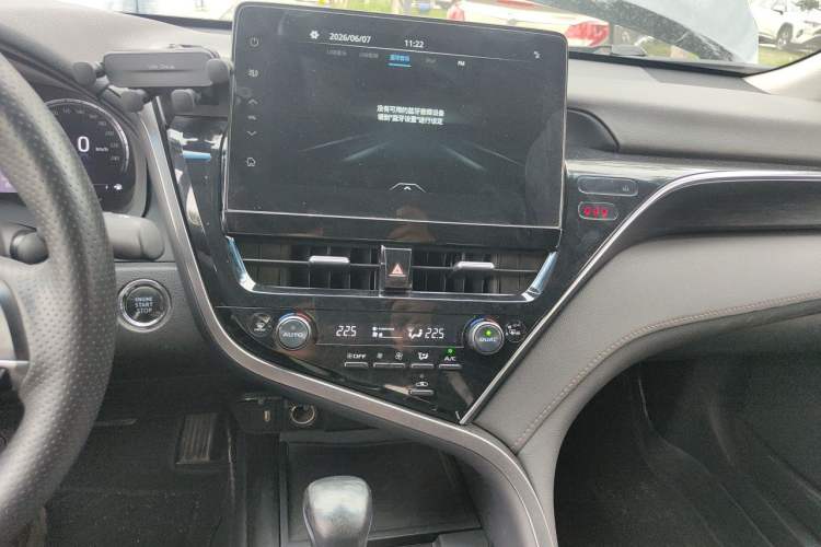 Used Toyota Camry 2021 2.5G Luxury Edition Audio And AC Panel