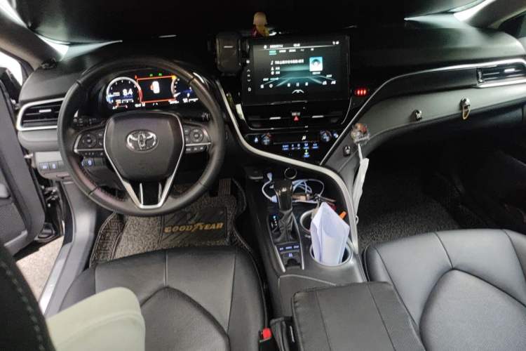 Used Toyota Camry 2021 2.5S Fēngshàng Edition Center Console