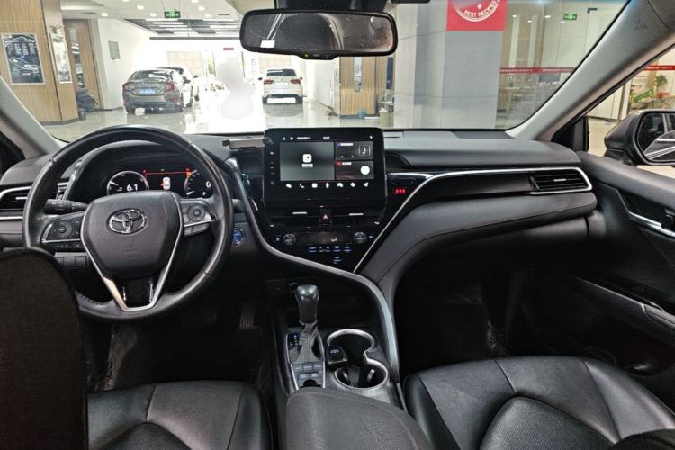 Used Toyota Camry 2021 Dual-Motor 2.5HG Luxury Edition Center Console