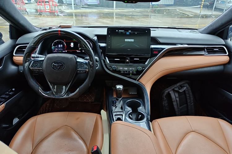 Used Toyota Camry 2021 2.5G Luxury Edition Center Console