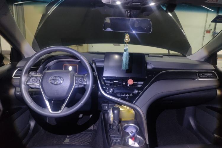 Used Toyota Camry 2021 Dual-Motor 2.5HG Luxury Edition Center Console