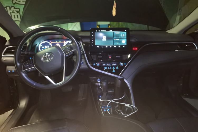 Used Toyota Camry 2021 Dual-Motor 2.5HG Luxury Edition Center Console