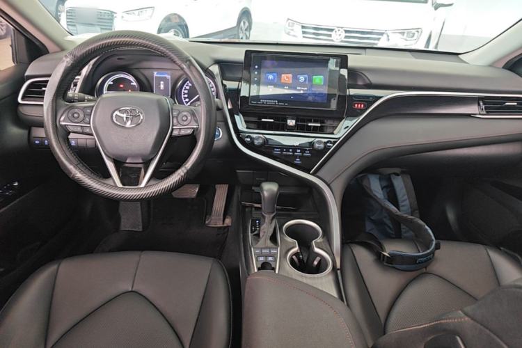Used Toyota Camry 2021 Dual-Motor 2.5 HGVP Leading Edition Center Console