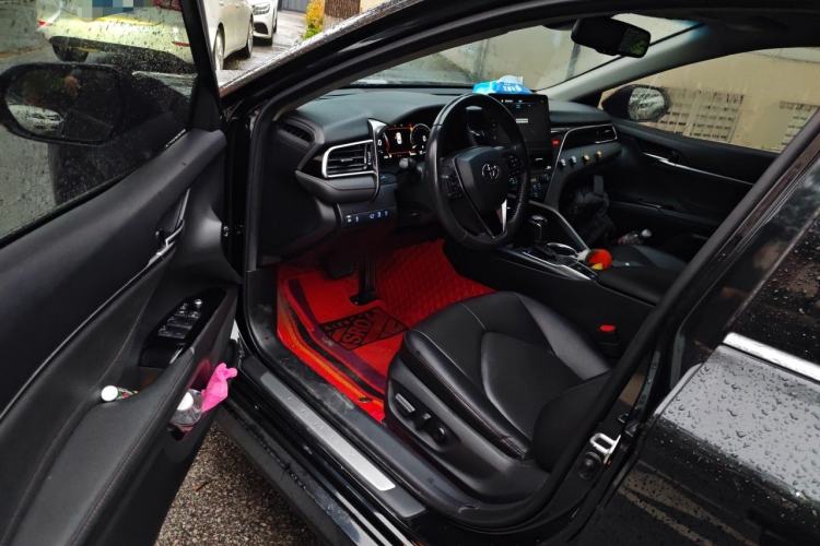 Used Toyota Camry 2021 2.5G Luxury Edition Driver Seat