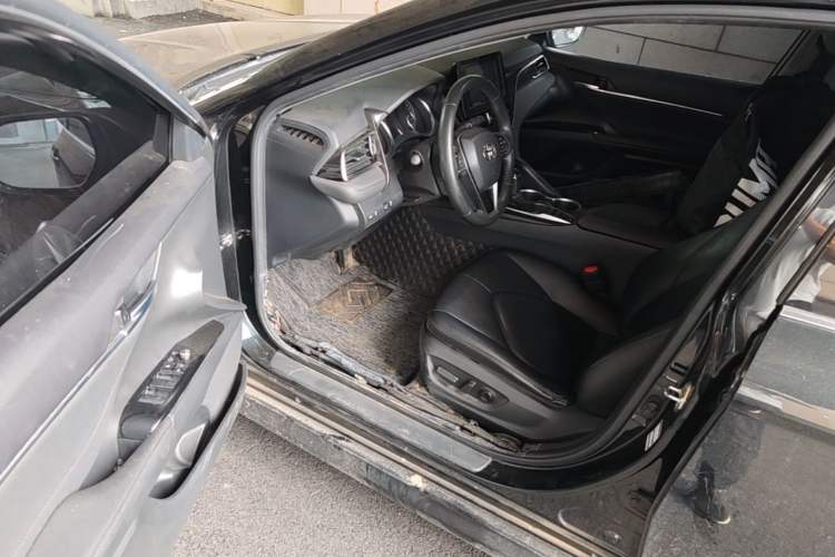 Used Toyota Camry 2021 Dual-Motor 2.5 HGVP Leading Edition Driver Seat