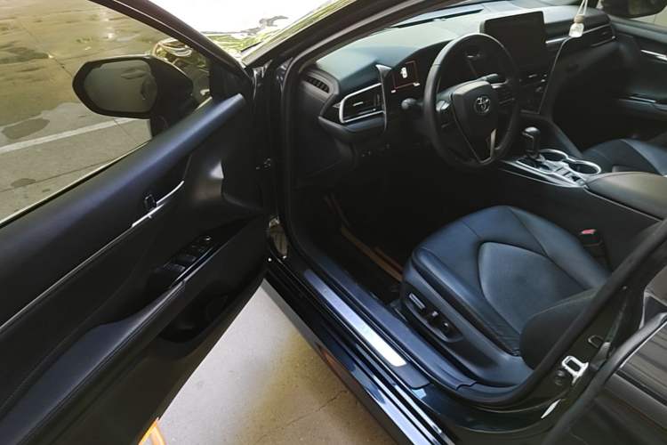 Used Toyota Camry 2021 Dual-Motor 2.5HG Luxury Edition Driver Seat