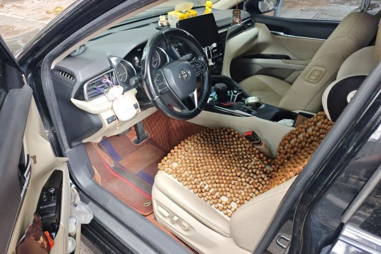 Used Toyota Camry 2021 2.0G Luxury Edition Driver Seat