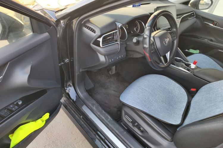 Used Toyota Camry 2021 2.0G Luxury Edition Driver Seat