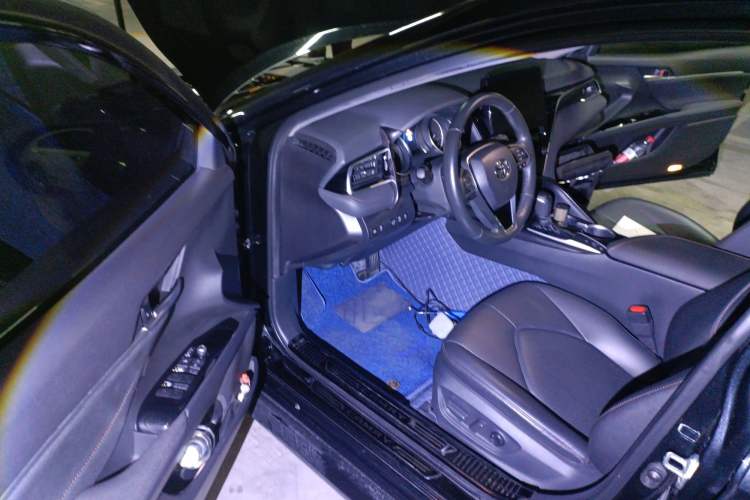 Used Toyota Camry 2021 2.0G Luxury Edition Driver Seat