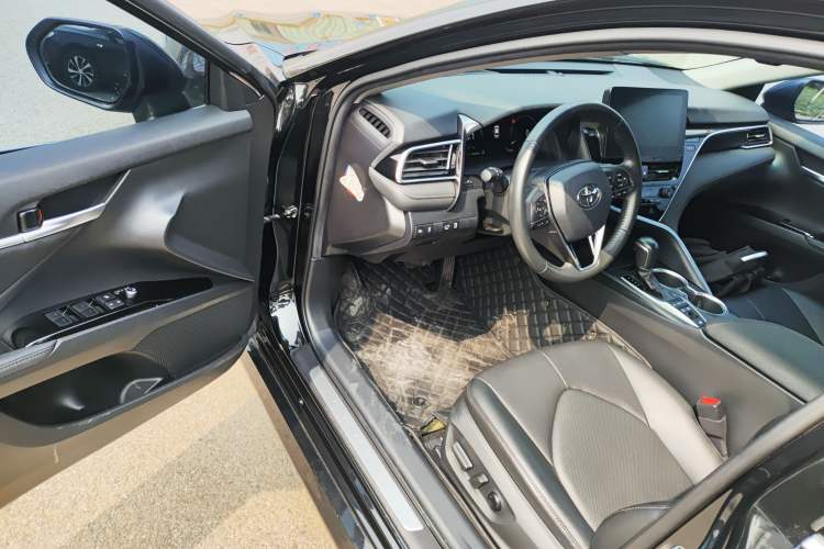 Used Toyota Camry 2021 Dual-Motor 2.5HG Luxury Edition Driver Seat