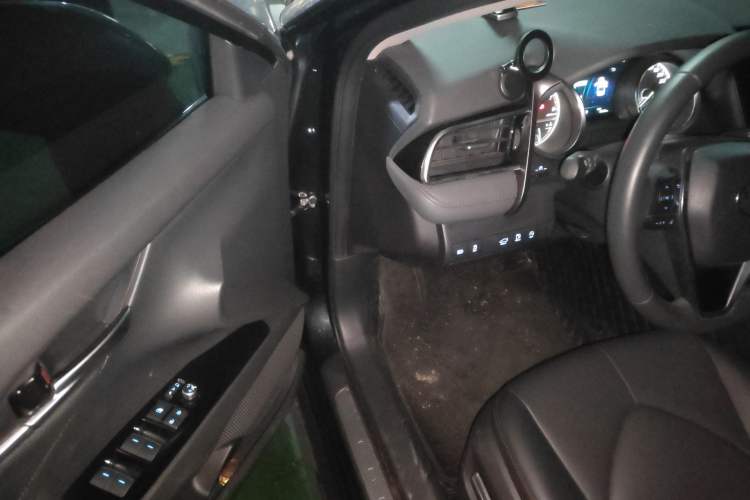 Used Toyota Camry 2021 2.0G Luxury Edition Driver Seat
