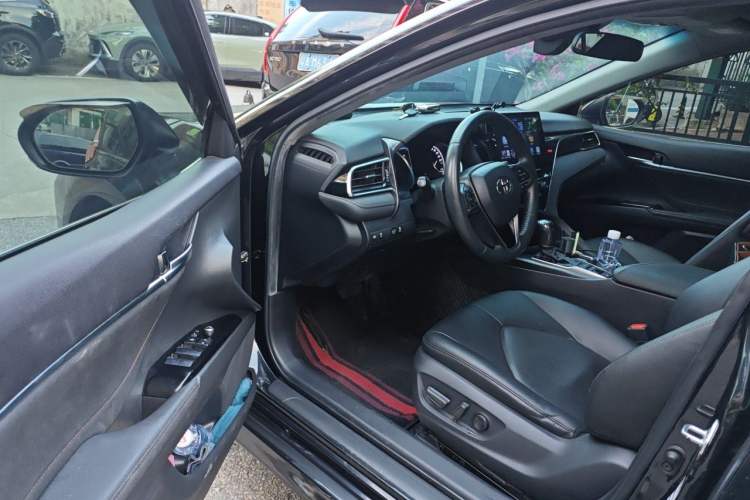 Used Toyota Camry 2021 Dual-Motor 2.5 HGVP Leading Edition Driver Seat