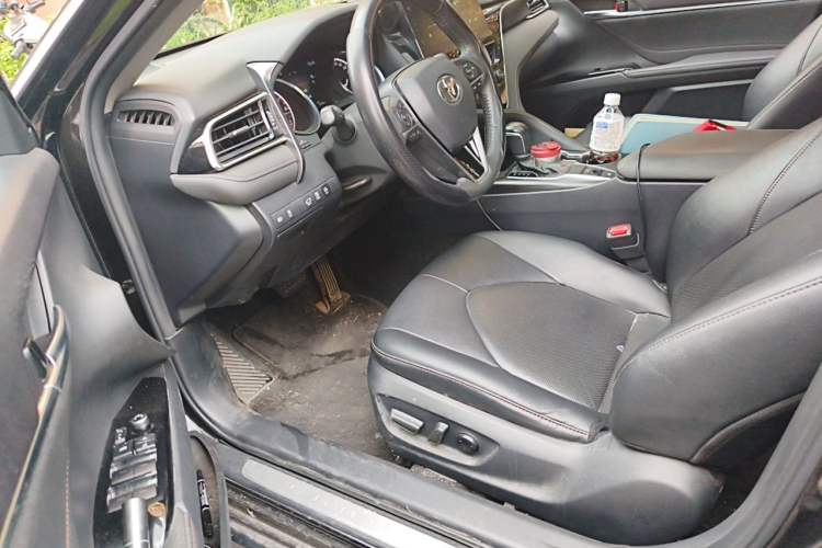 Used Toyota Camry 2021 2.0G Luxury Edition Driver Seat