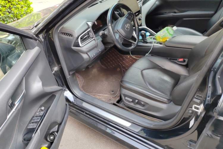 Used Toyota Camry 2021 Dual-Motor 2.5 HGVP Leading Edition Driver Seat