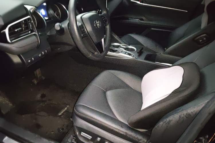 Used Toyota Camry 2021 2.0G Luxury Edition Driver Seat