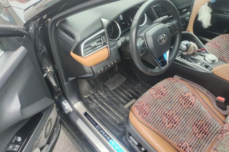 Used Toyota Camry 2021 2.0G Luxury Edition Driver Seat