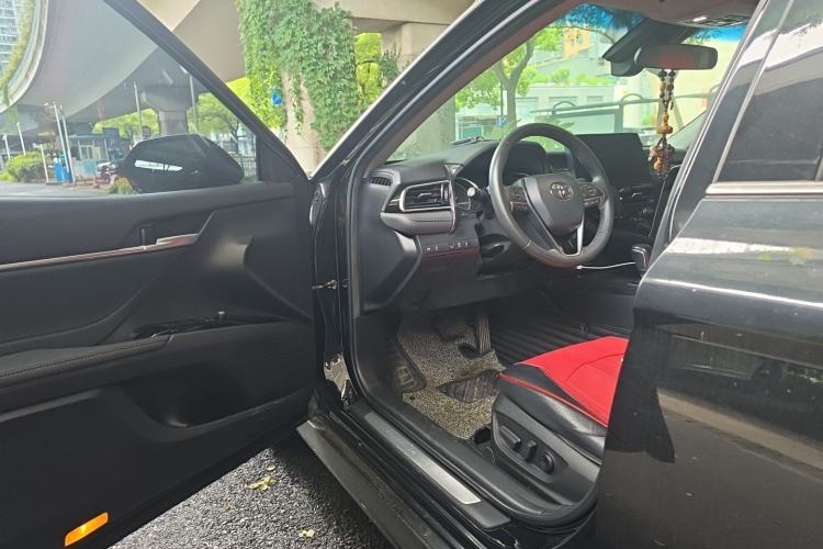 Used Toyota Camry 2021 2.0G Luxury Edition Driver Seat
