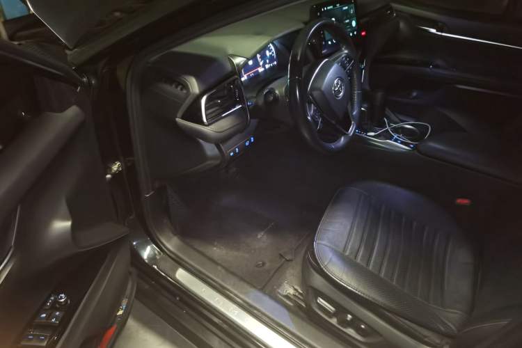Used Toyota Camry 2021 Dual-Motor 2.5HG Luxury Edition Driver Seat