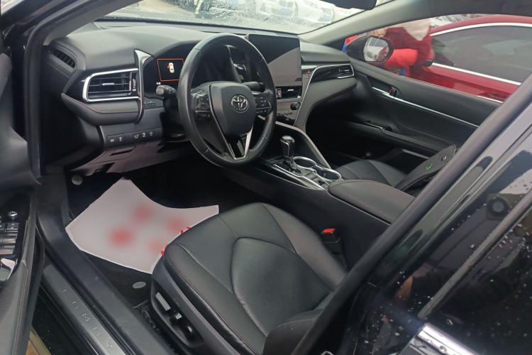 Used Toyota Camry 2021 2.5G Luxury Edition Driver Seat