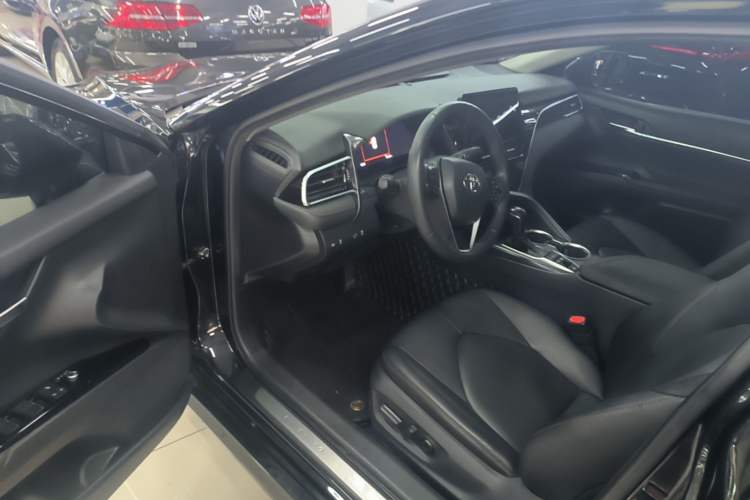 Used Toyota Camry 2021 Dual-Motor 2.5HG Luxury Edition Driver Seat