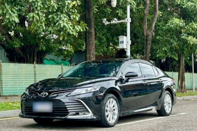 Ojetý Toyota Camry 2021 2.0G Luxury Edition