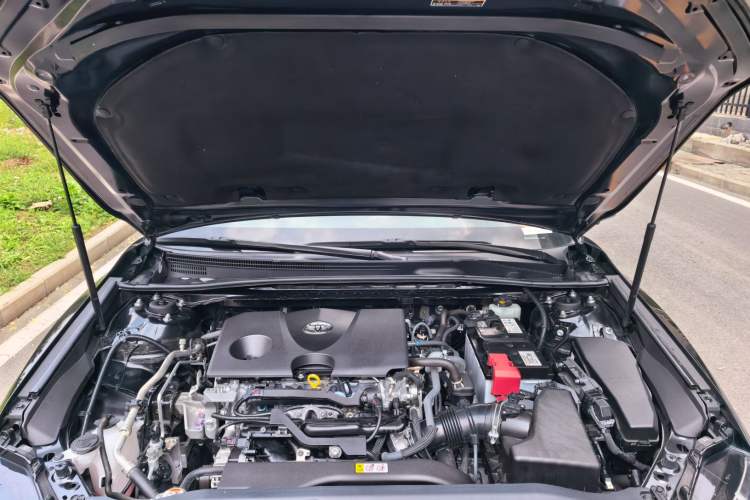 Used Toyota Camry 2021 2.0G Luxury Edition Engine Bay